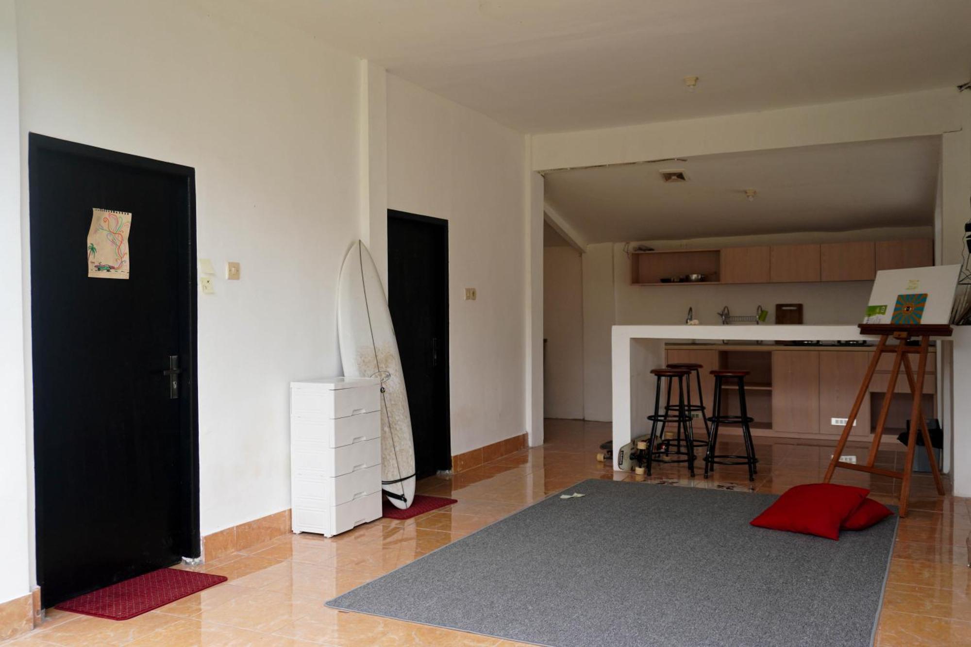 Indonesia Backpacker Hostels Kuta  ภายนอก รูปภาพ